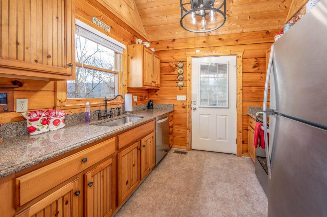 Over The Mountain - Smoky Mountain View Cabin Sevierville Kültér fotó
